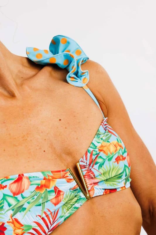 Close-up of the Bella Balconette Bikini Top fabric and stitching detail, by Zinzina Swimwear.